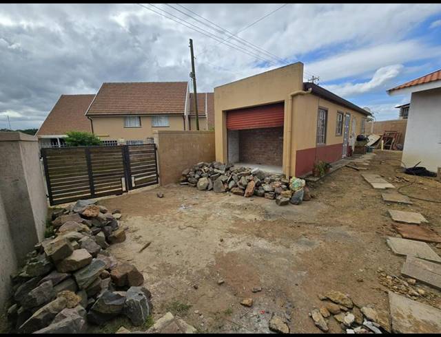 0 BEDROOM COMPLEX FOR SALE IN SARNIA